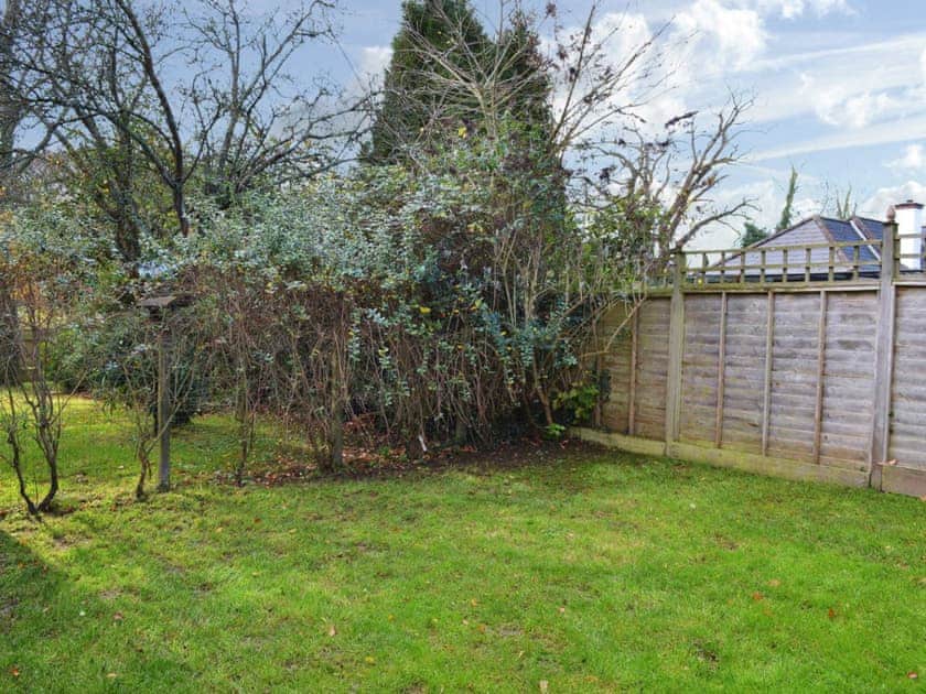 Small, mainly lawned garden | Robin’s Nest, Newton Poppleford, near Sidmouth