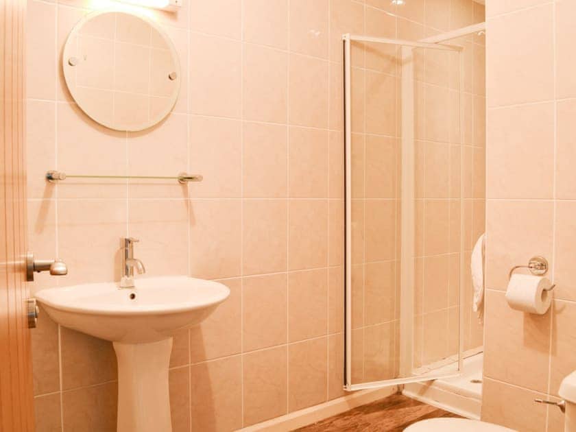 Lovely shower room | Waterhead Studio, Near Ambleside