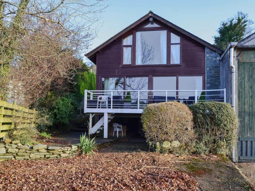 Chalet-style lakefront holiday home | Waterhead Studio, Near Ambleside
