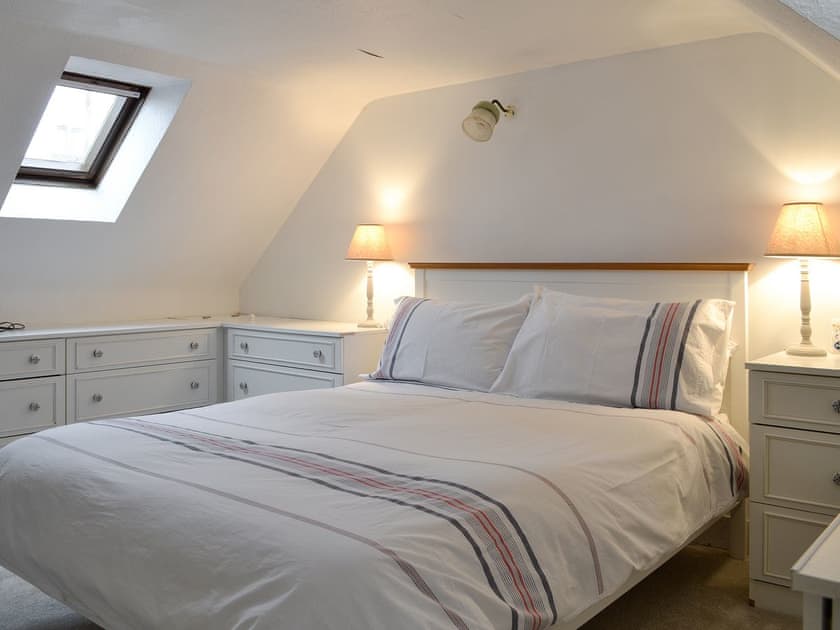 Double bedroom | Jebel, Cullen