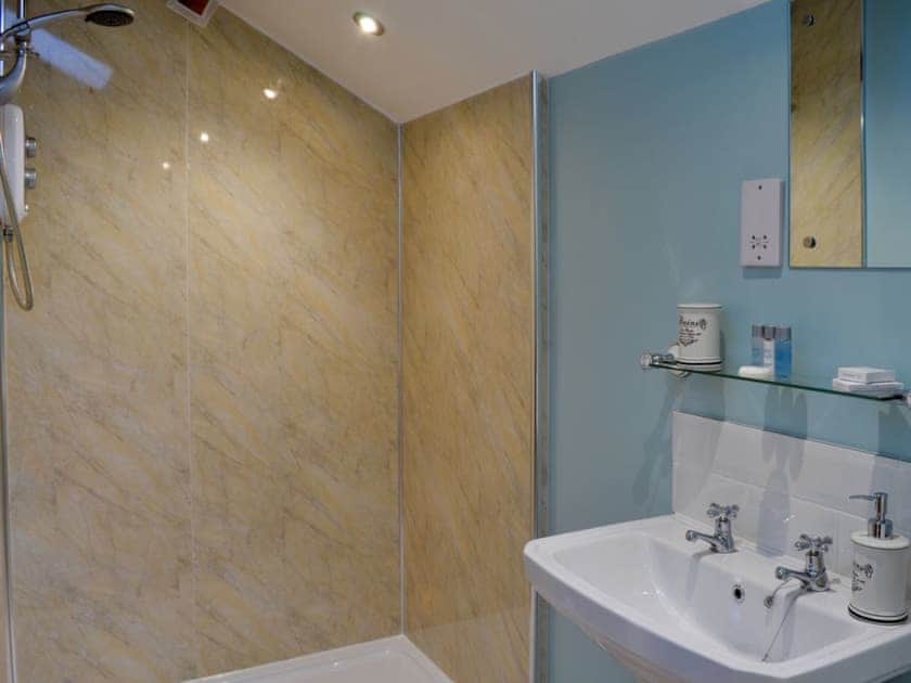 En-suite | The Barn, Alvanley, near Frodsham