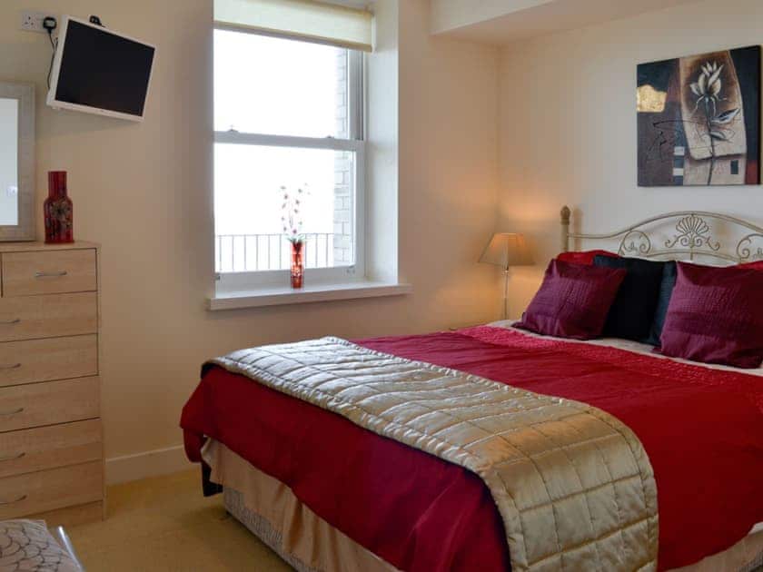 Double bedroom | Apartment 6, Ilfracombe