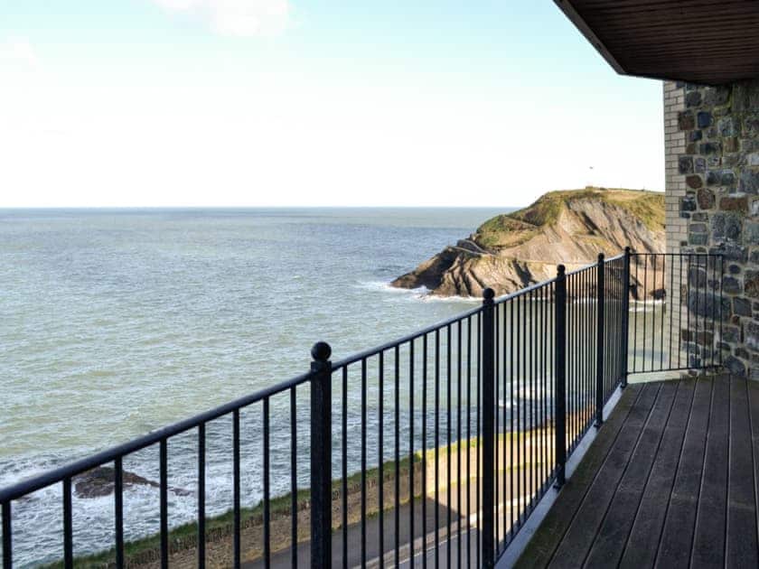 Balcony with sea views | Apartment 6, Ilfracombe