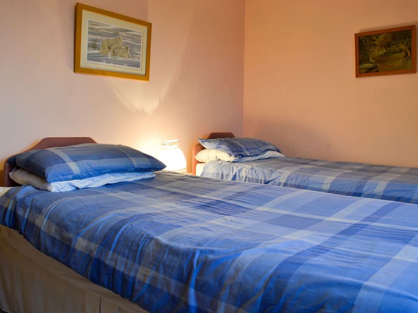 Twin bedroom | Cleiriach, Llansannan, near Betws-y-Coed