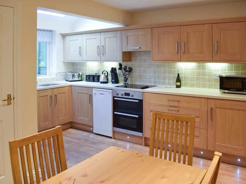 Kitchen/diner | Jays View, Whitby