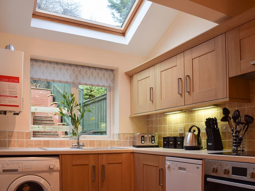 Kitchen/diner | Jays View, Whitby