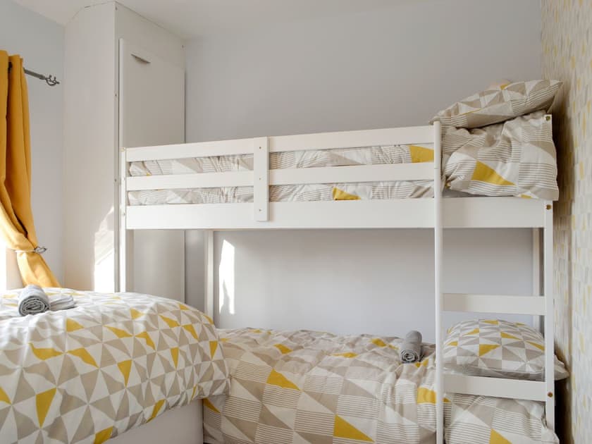 Light and airy triple bedroom | Church Court Cottage, Beeford, near Hornsea