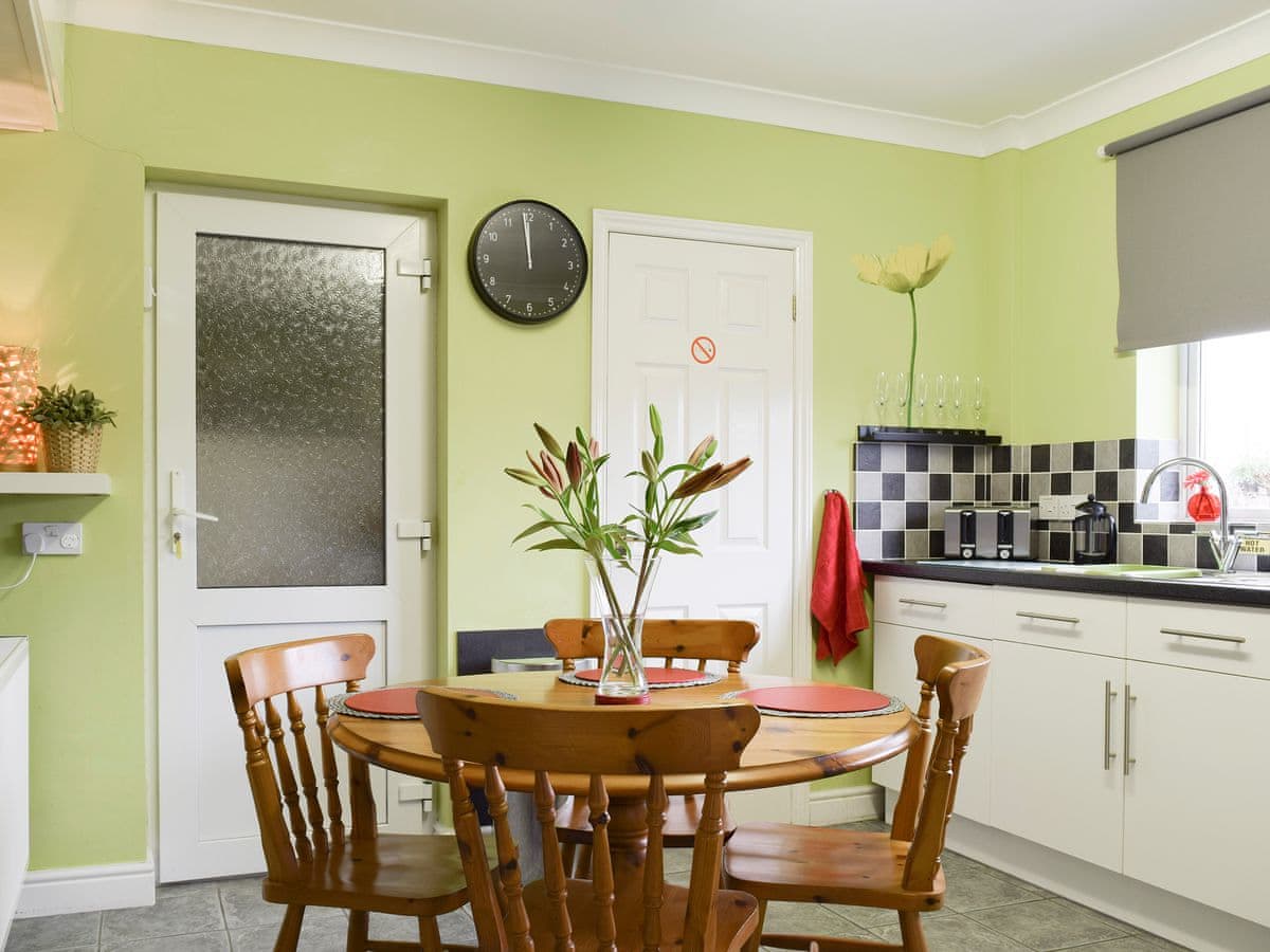 Lena's Lodge - Holiday lodge in Central England - Image 4