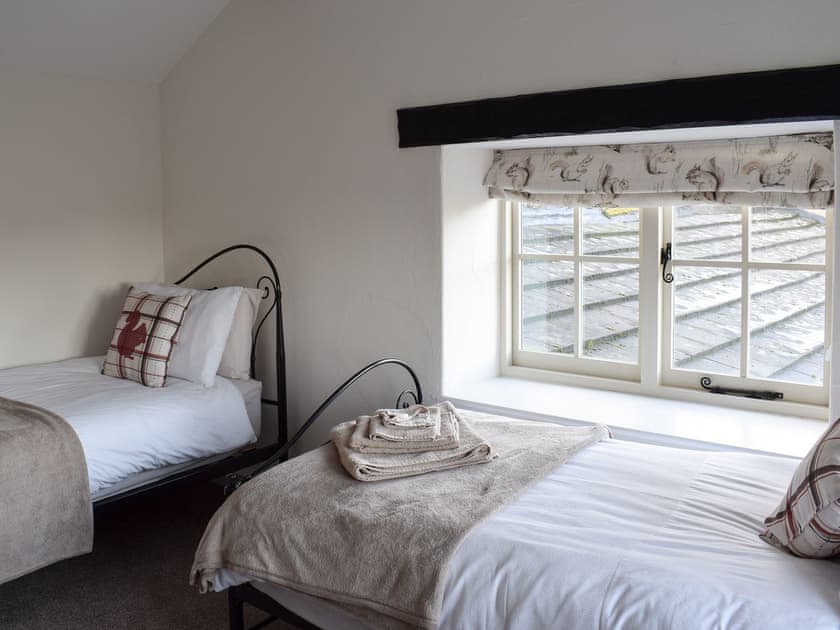 Twin bedroom | Yew Tree Cottage, West Ayton, near Scarborough