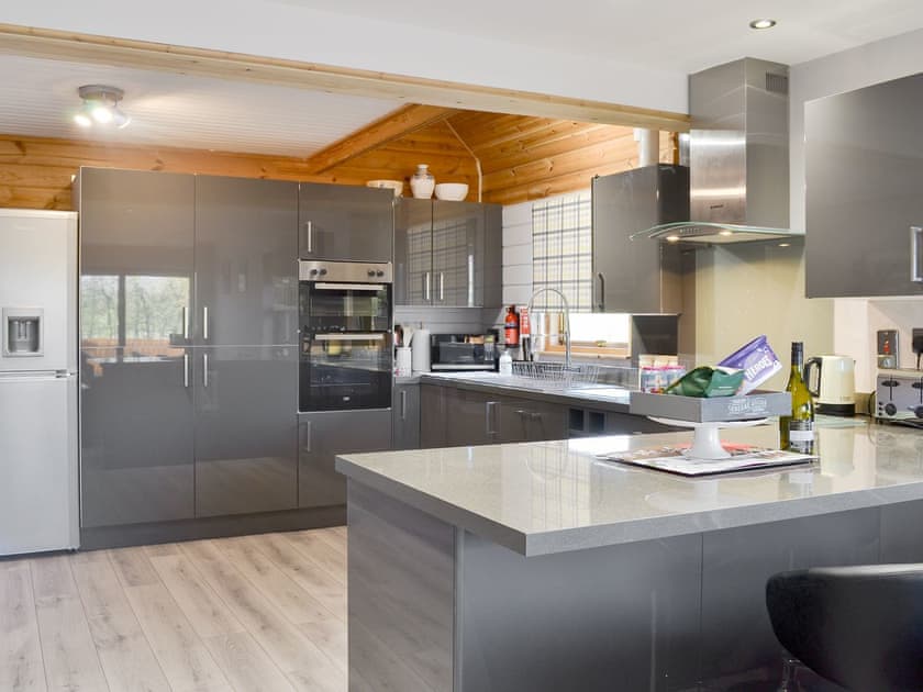 Well equipped kitchen | Quarry Lodge, Munsley, near Ledbury