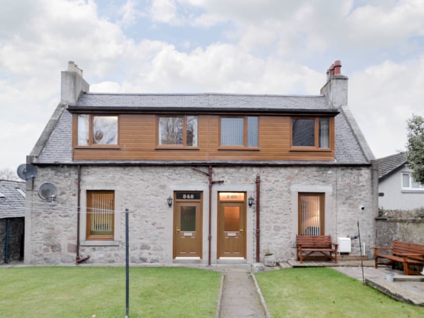 Attractive holiday home | Bankfield, Toab - Hame from Hame, Aberdeen