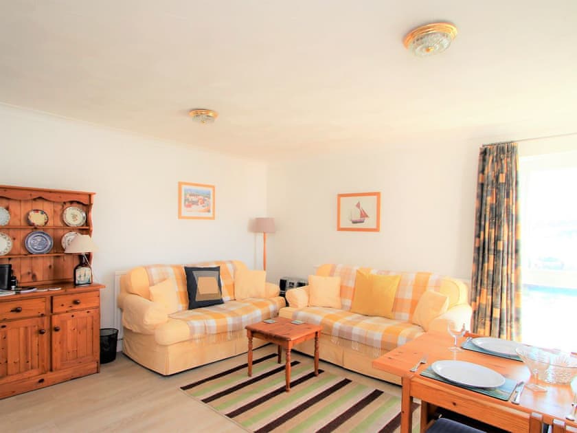 Comfortable living and dining room | Anchor Cottage, East Cowes