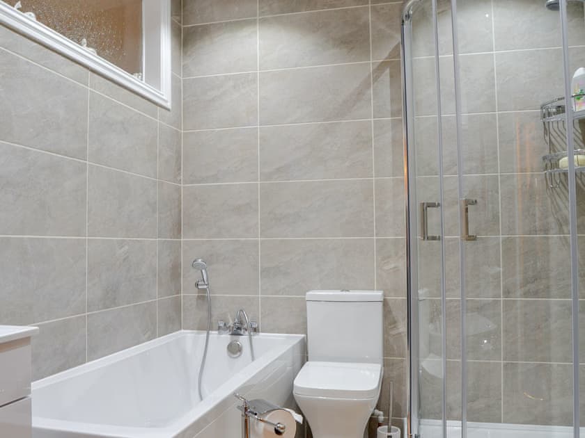 Well presented bathroom | Rosedene, Bembridge