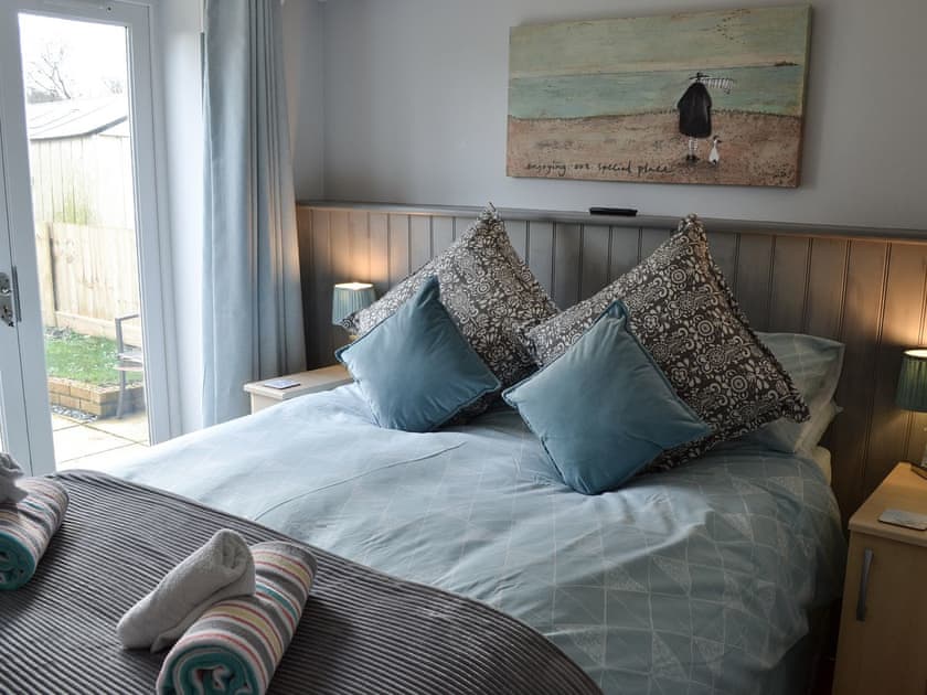 Cosy double bedroom | Beachcomber Cottage, Marazion