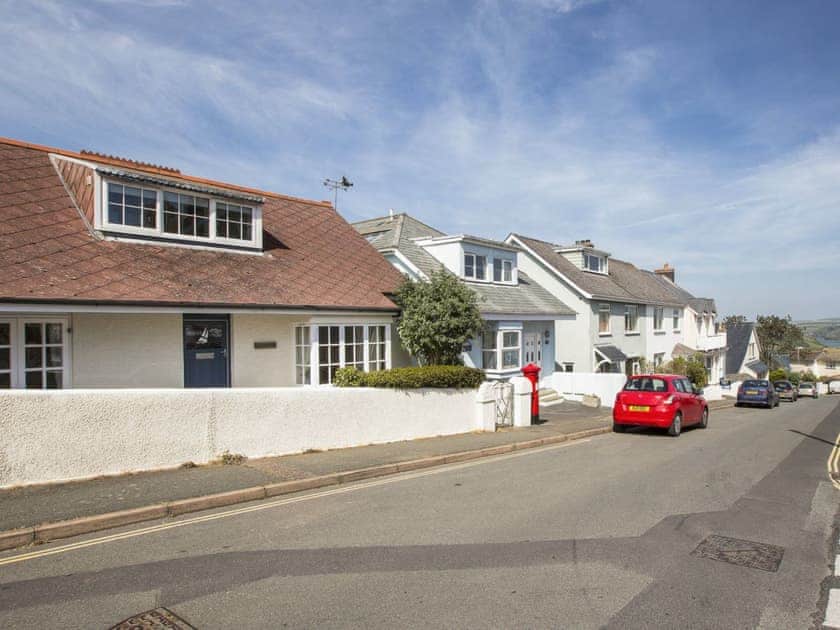 Well-presented dormer bungalow close to Salcombe town centre | Torrings, Salcombe