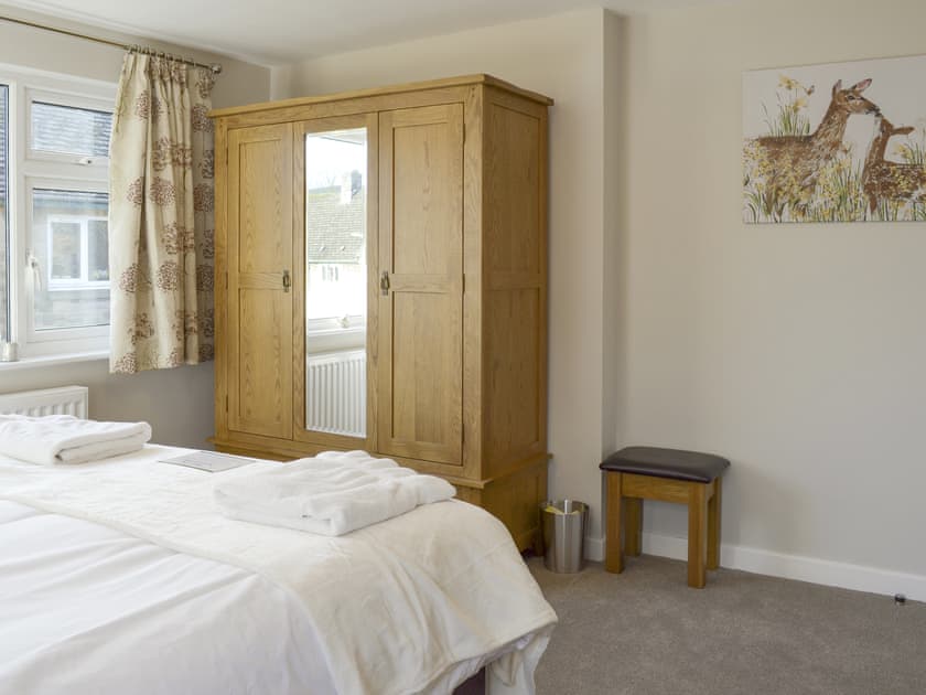 Ample storage within double bedroom | Wyedale, Bakewell