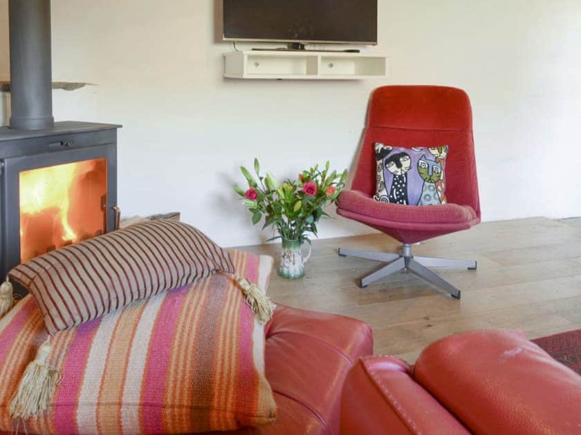 Stylish living room | Mad Nelly Cottage - Wheeldon Farm Cottages, Halwell, near Totnes
