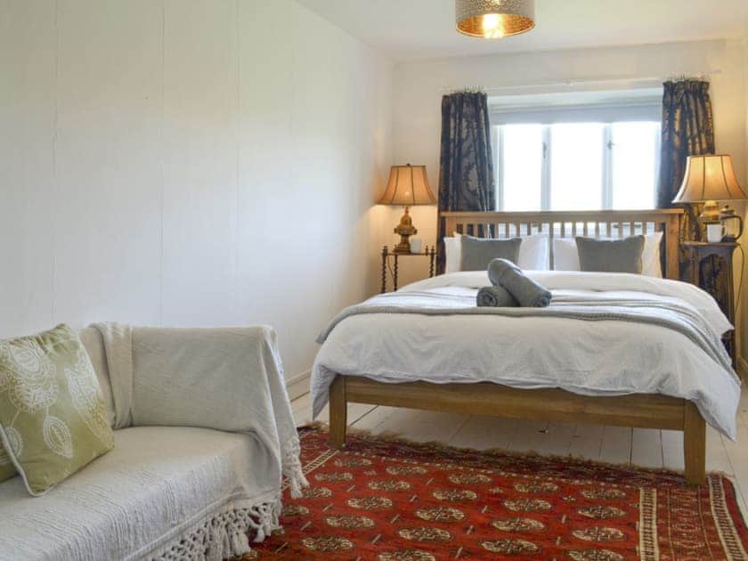 Peaceful first floor double bedroom | Mad Nelly Cottage - Wheeldon Farm Cottages, Halwell, near Totnes