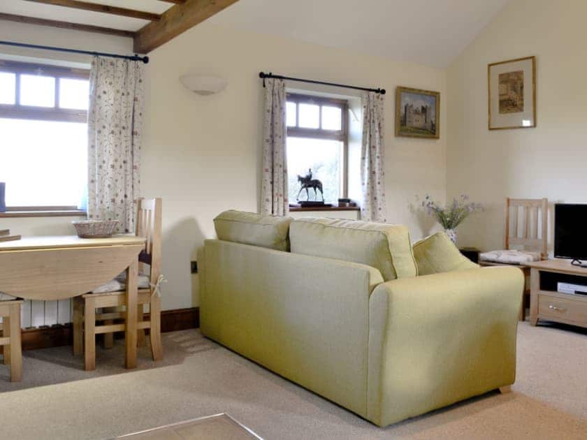 Comfortable living/ dining area | Brandy&rsquo;s Barn, Middleham, near Leyburn