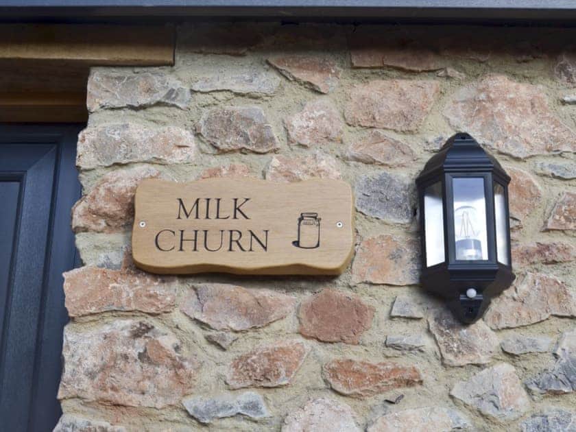 Exterior | Milk Churn - Hayes Farm Mews, Luton, near Newton Abbot