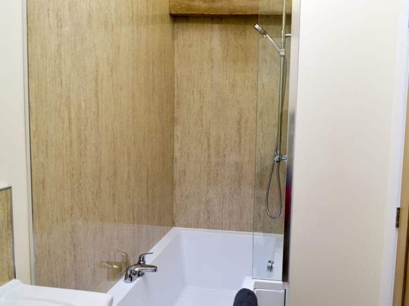 Bathroom | Hay Rick - Hayes Farm Mews, Luton, near Newton Abbot