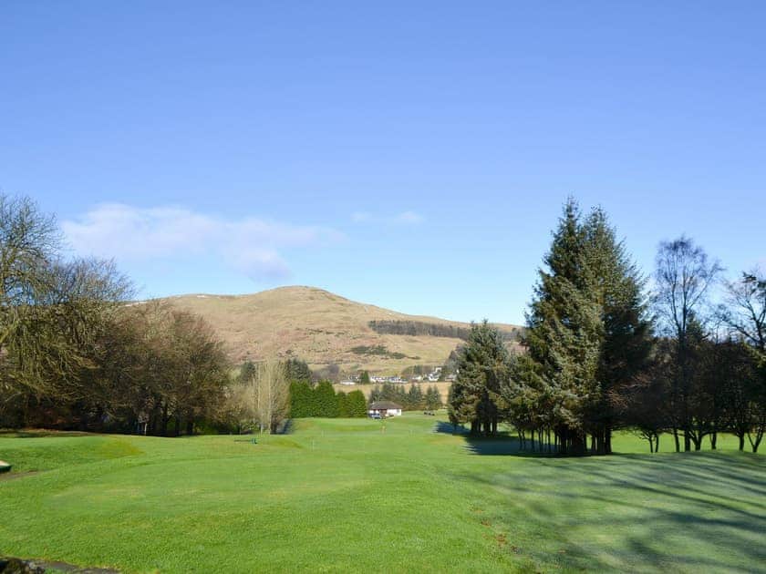 Local golf club | Inn Cottage - The Inn Cottages, Muckhart, near Gleneagles