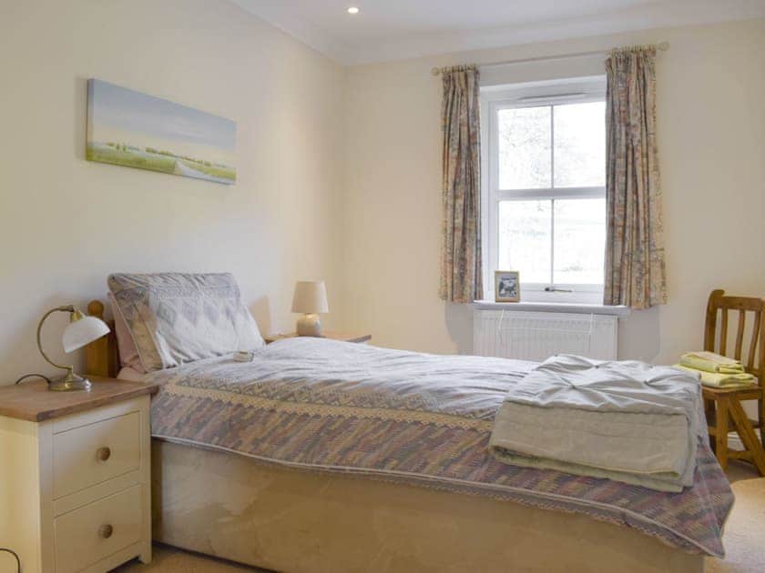 Tranquil single bedroom | Heather Croft - Hatton Cottages, Dunkeld, near Pitlochry