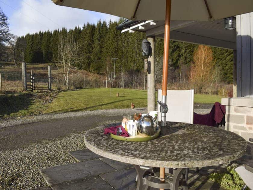Additional outdoor seating on patio | Heather Croft - Hatton Cottages, Dunkeld, near Pitlochry