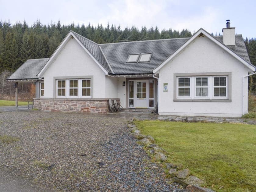 Appealing detached holiday home | Heather Croft - Hatton Cottages, Dunkeld, near Pitlochry