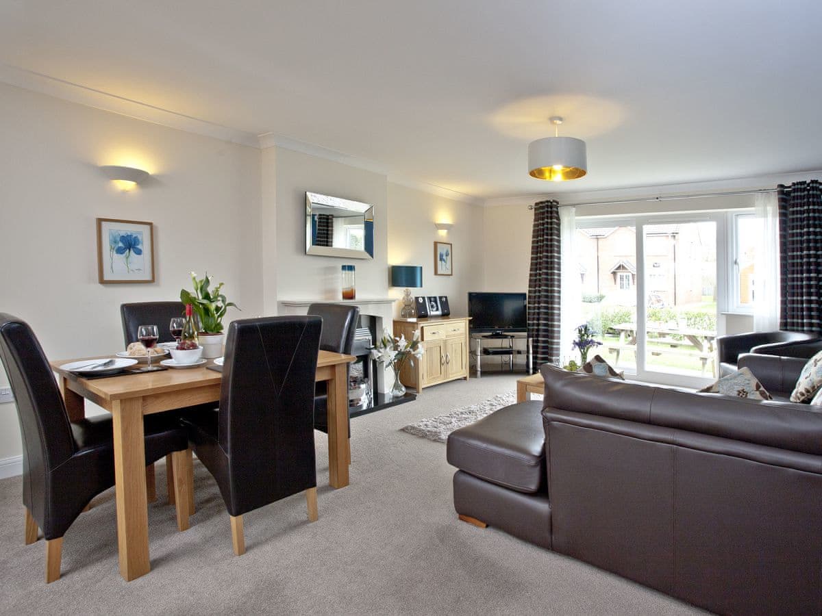 Bluebell Lodge - Holiday lodge in South West England - Image 3