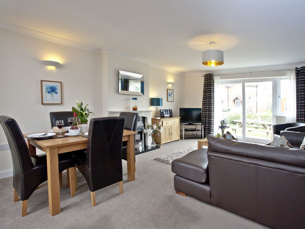 Butterburr Lodge - Holiday Lodge in South West England - Image 4