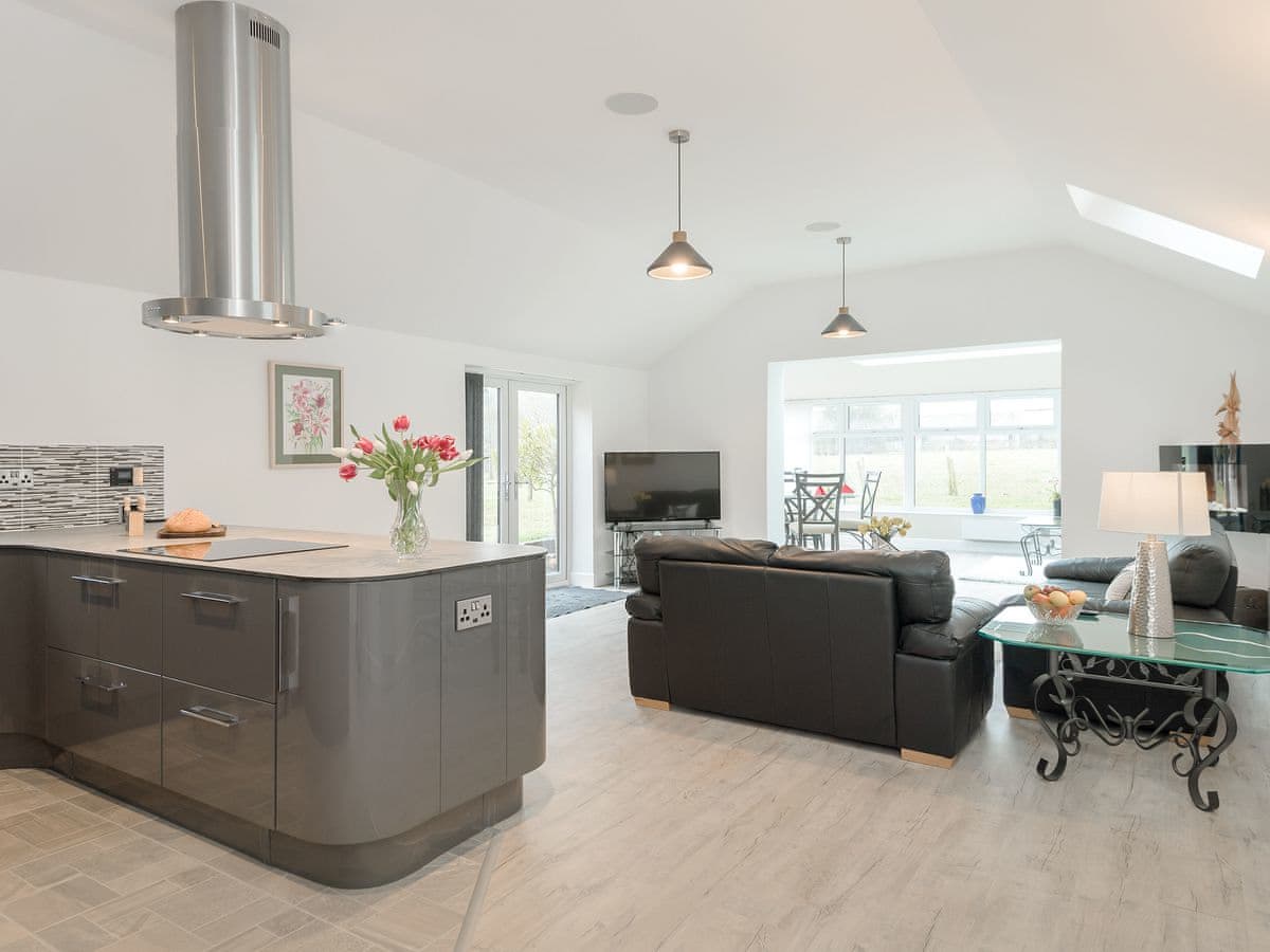 Bay Cottage Ref Ukc2726 In Boughton Near Downham Market