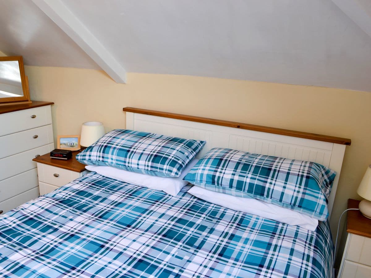 Gull Cottage Ref W41207 In Tynemouth Near Whitley Bay