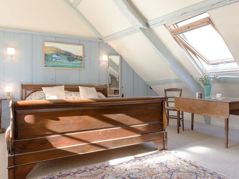 Light and airy double bedroom | Fossilers Lodge, Lyme Regis