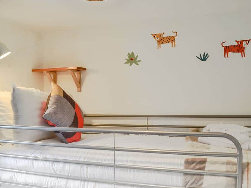 Bunk bedroom | Philip’s Cottage, Keswick