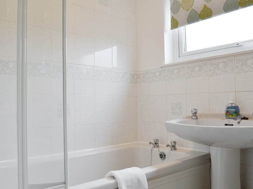 Bathroom | Philip’s Cottage, Keswick