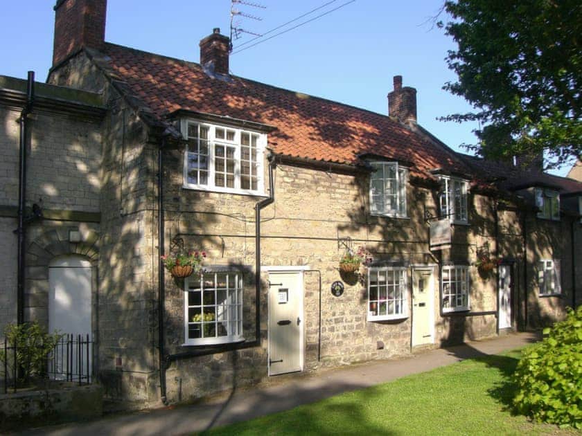 Charming grade II listed holiday cottage | Eden House Holiday Cottage, Pickering