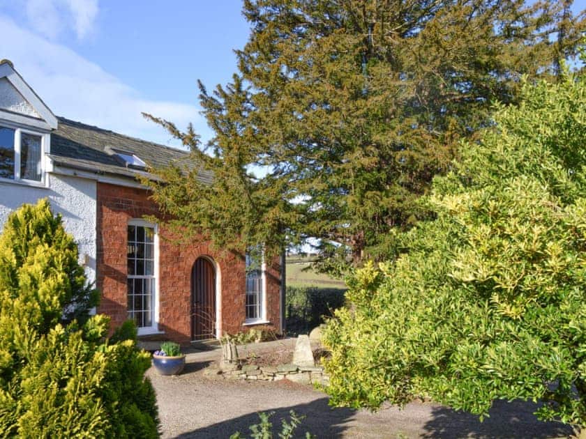 Characterful holiday home | Orchard Chapel, Much Marcle, near Ledbury