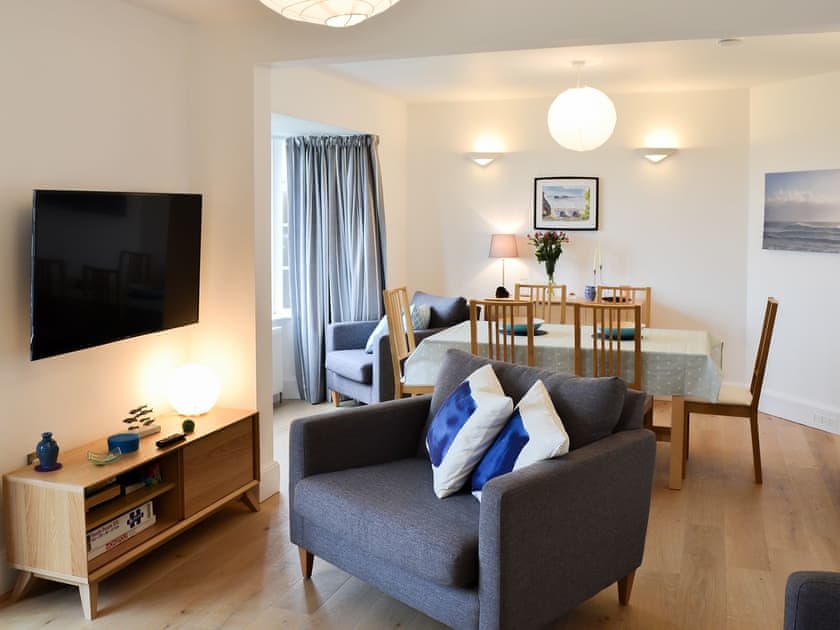 Spacious living and dining area | Lyndale, Penzance