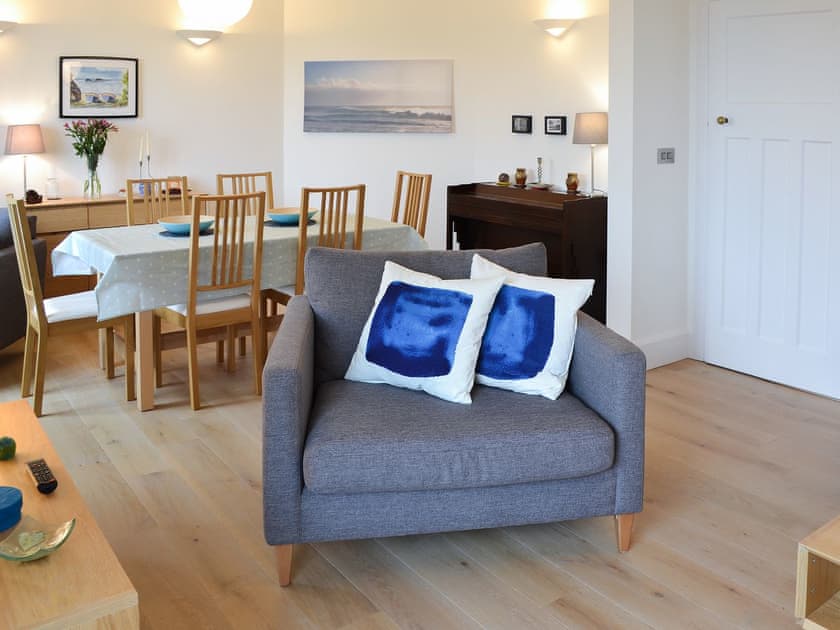Comfortable sofas | Lyndale, Penzance