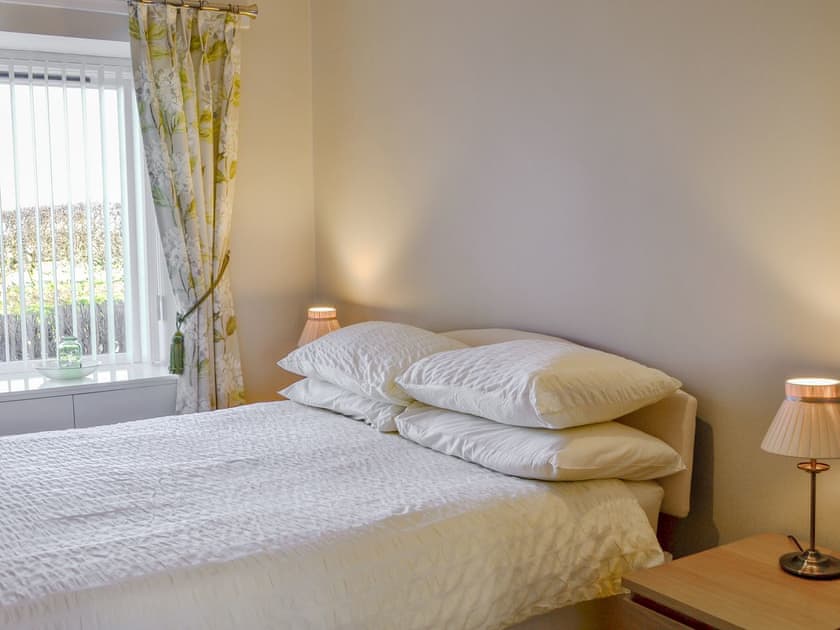 Double bedroom | Eliza Cottage, Haddington