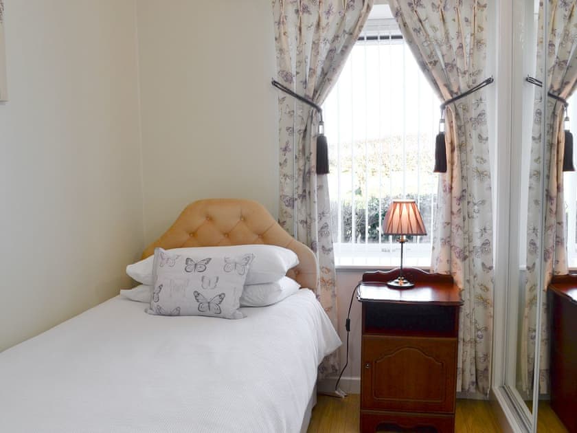 Single bedroom | Eliza Cottage, Haddington