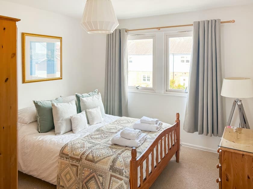 Elegantly decorated double bedroom | Sandy View, Beadnell, near Alnwick