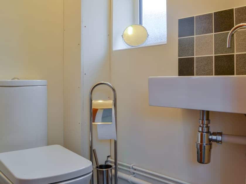 Toilet | Acorn Cottage, Kingsland, near Leominster