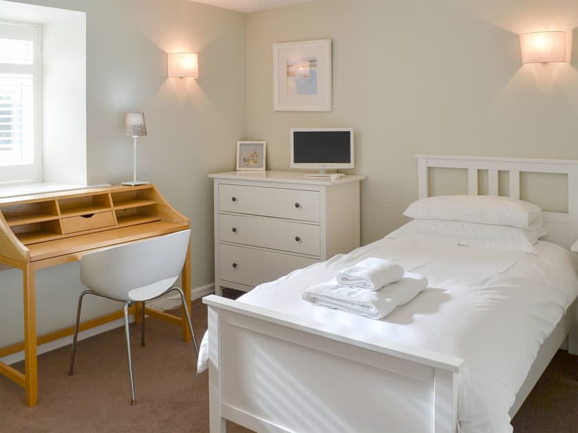 Delightful single bedroom | The Maltings, Near Bamburgh