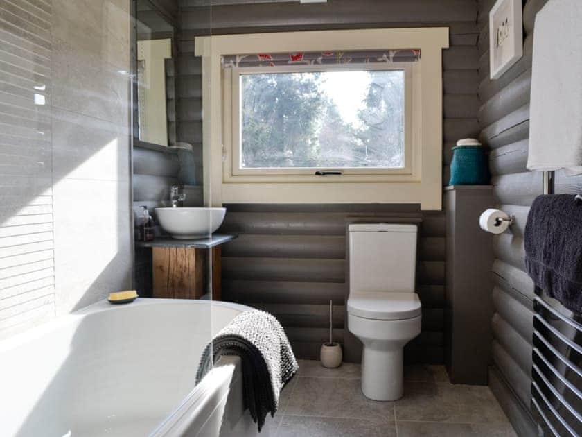 Bathroom | Glen Hideaway, Kirkmichael, near Pitlochry