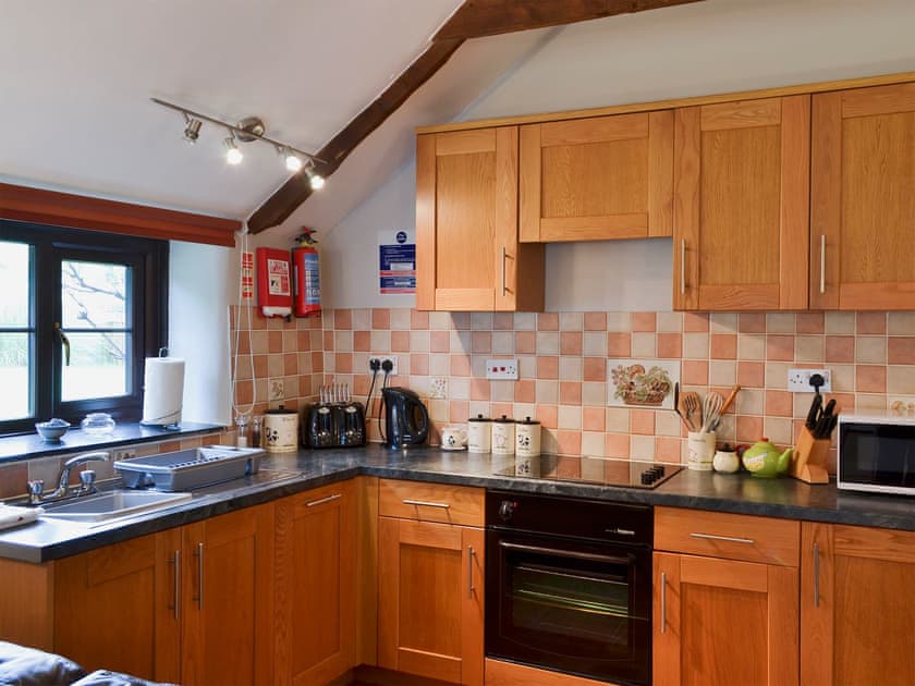 Open plan living/dining room/kitchen | Higher Poulston Farm - Garden Cottage, Harbertonford, Totnes