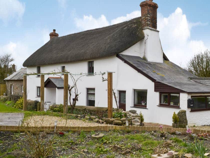 Charming thatched cottage | Knotty Corner Cottage, Fairy Cross, near Bideford