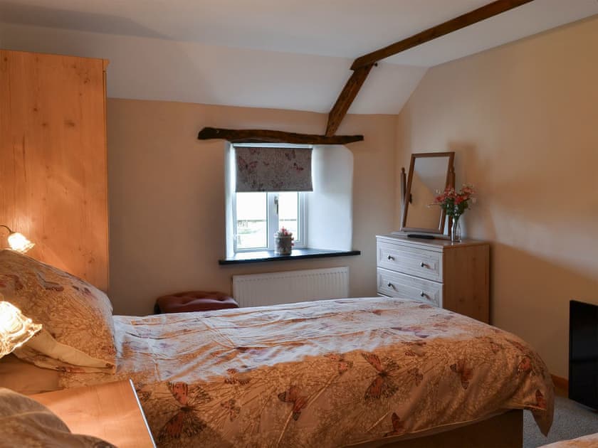 Twin bedroom | Knotty Corner Cottage, Fairy Cross, near Bideford