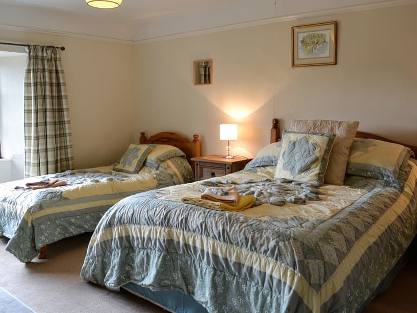Twin bedroom | Churchtown Farm Cottage, West Anstey